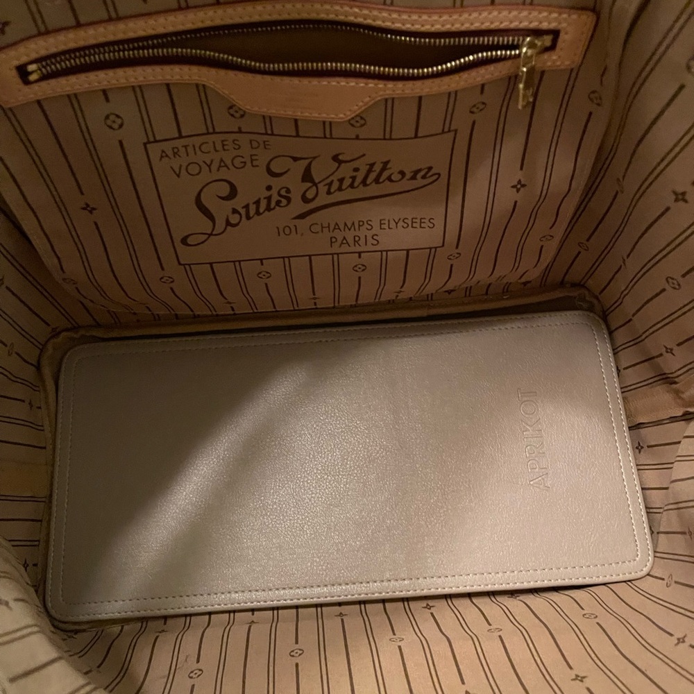 Lv neverfull gm authentic - Picture 2 of 6